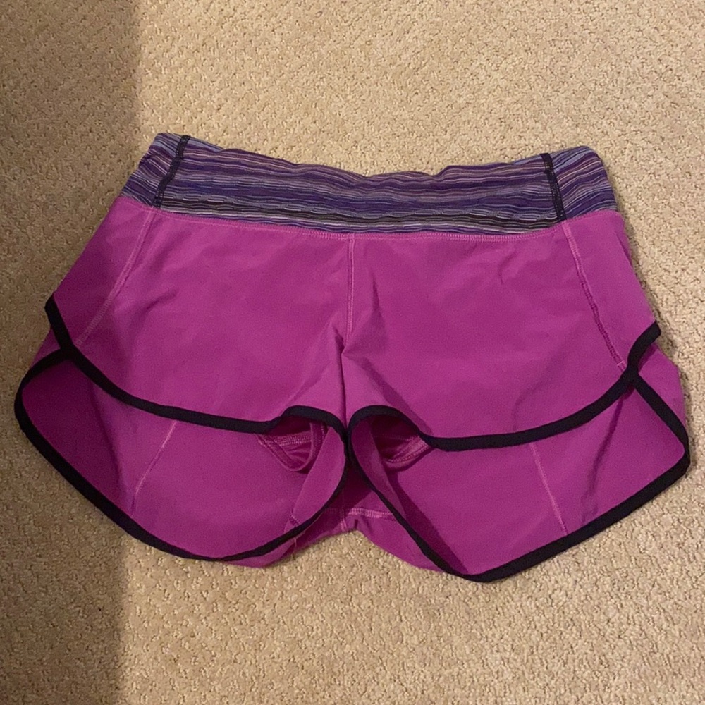 Rare and barely worn size 4 lulu shorts